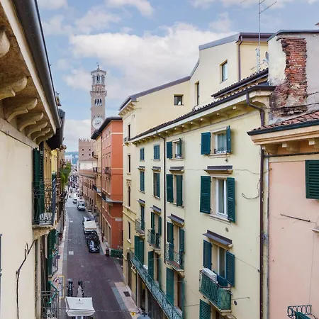 Dimore Pellicciai, Nel Cuore Del Centro Storico - Domus Verona